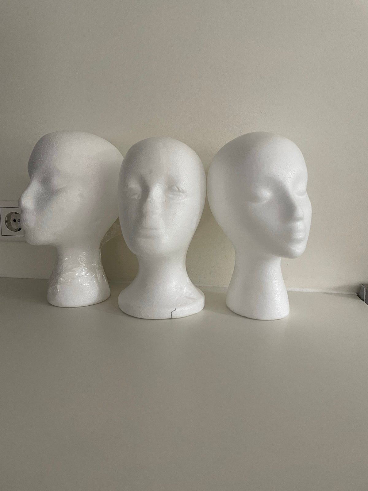 3x Piepschuim Hoofd setprijs Mannequin Pruikenstandaard, Ophalen, Gebruikt