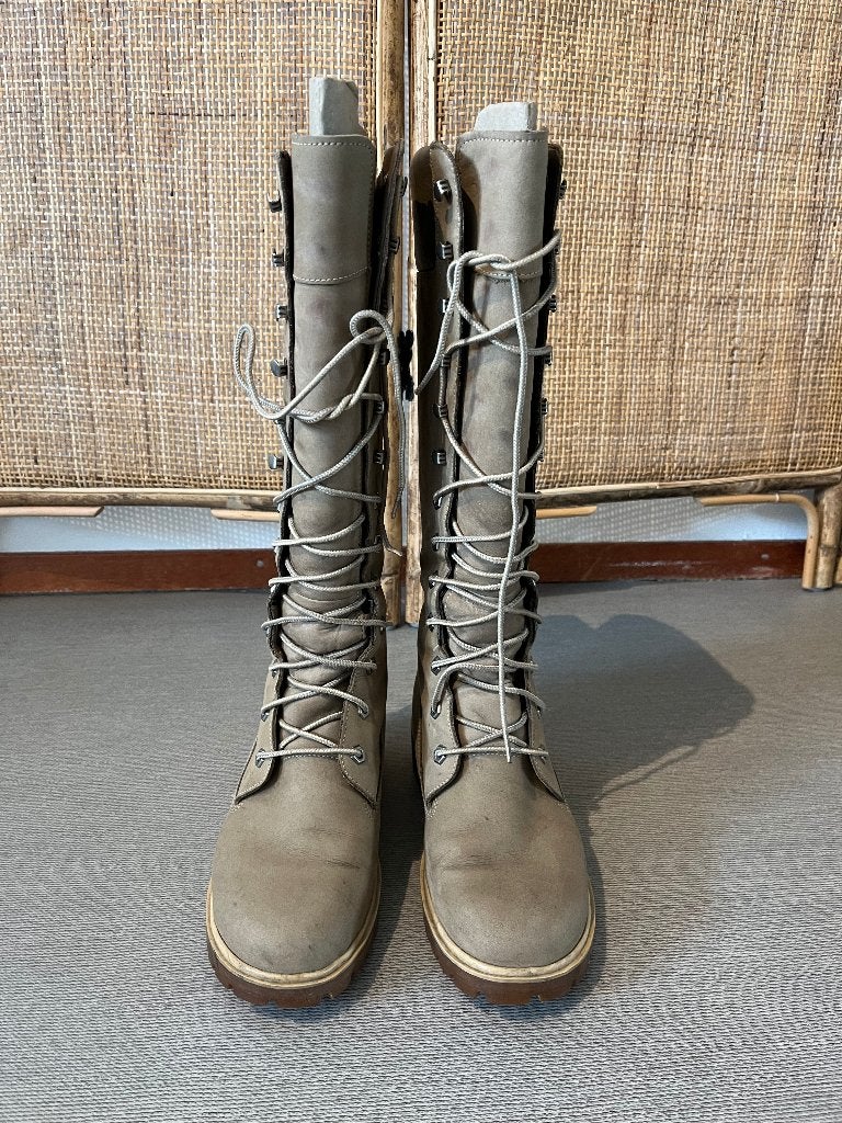 Timberland laced-up boots (size 39), Beige, Snowboots, Ophalen of Verzenden, Zo goed als nieuw