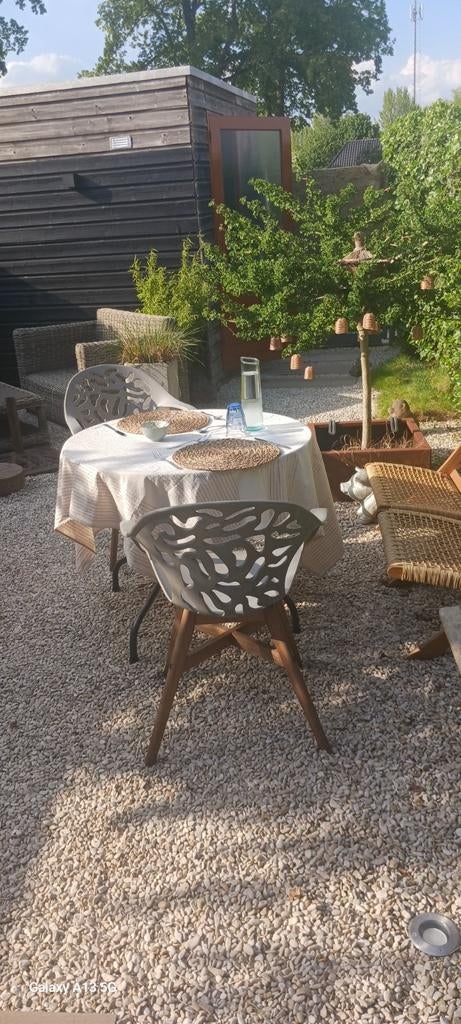 2 design terras kuipstoelen taupe, Tuin en Terras, Tuinstoelen, Ophalen, Zo goed als nieuw, Kunststof