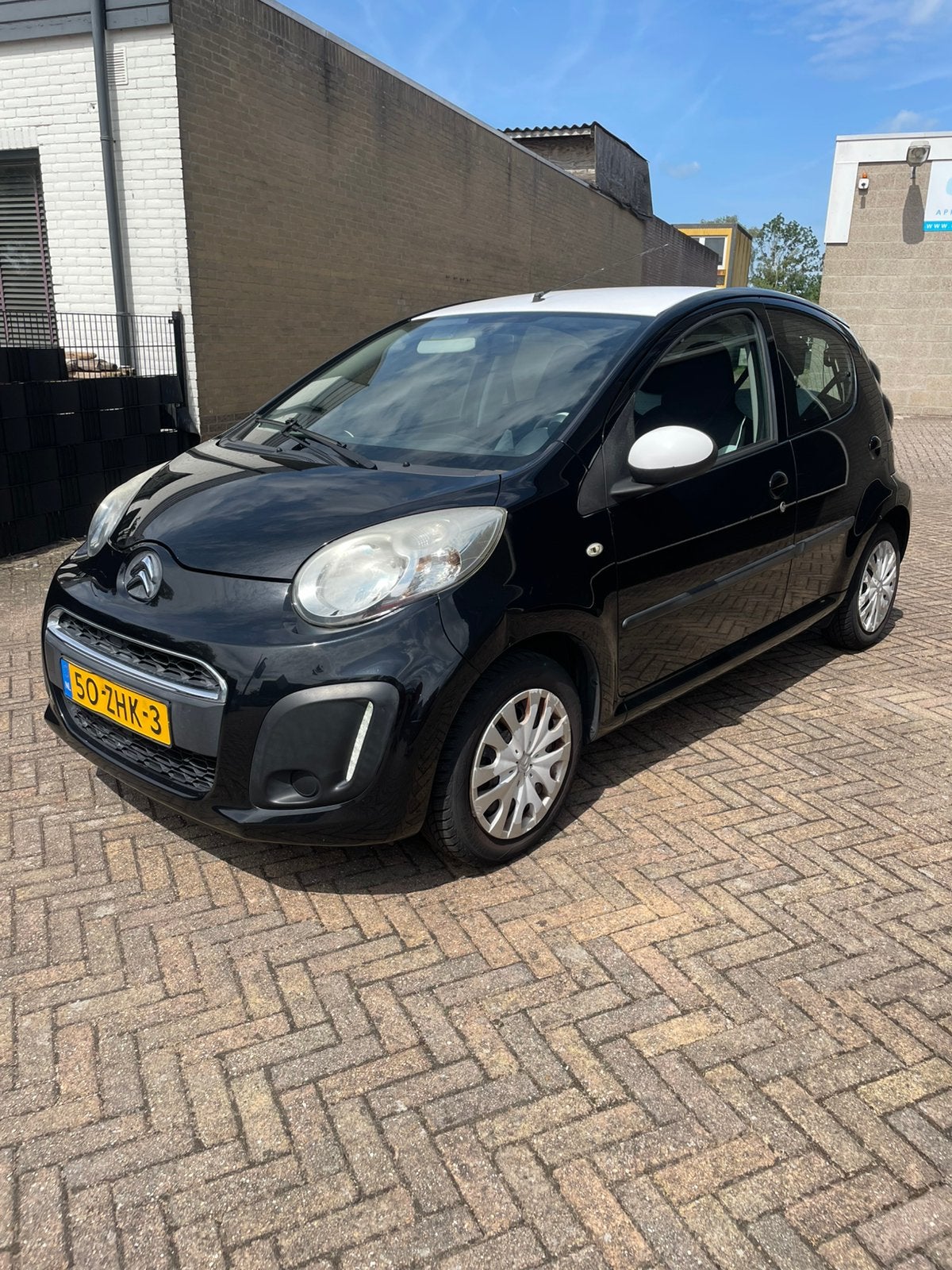 Citroën C1 1.0i 68PK 5D 2012 Zwart/LED/NAP, Auto's, Citroën, Voorwielaandrijving, 4 stoelen, C1, Origineel Nederlands