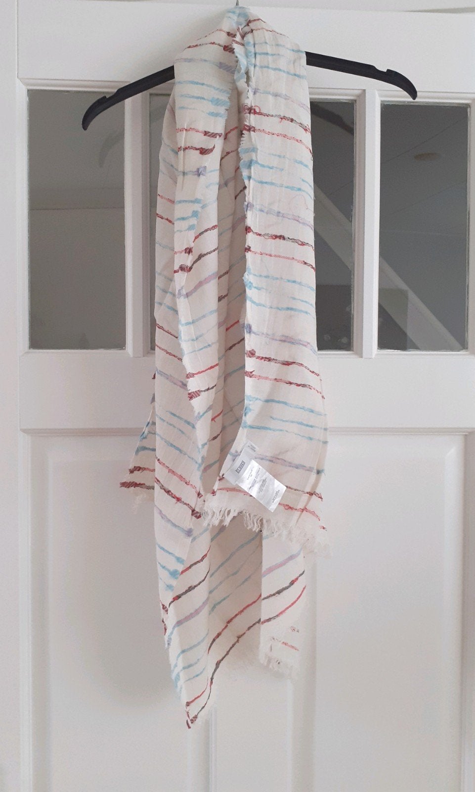 Closed grote sjaal shawl in nieuwstaat, Kleding | Dames, Mutsen, Sjaals en Handschoenen, Closed, Maat 46/48 (XL) of groter, Ophalen of Verzenden