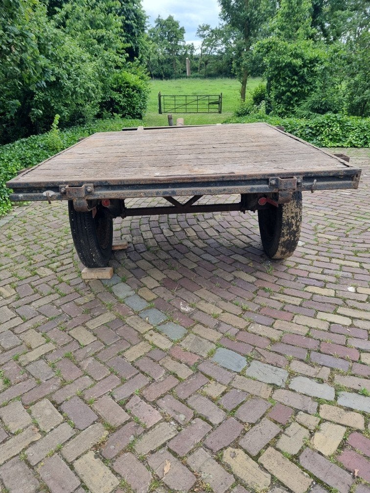 Antieke boeren kiepkar, Ophalen, Gebruikt