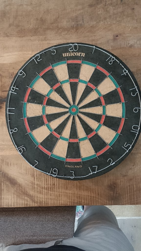 Unicorn dartbord - weinig  gebruikt, Sport en Fitness, Ophalen, Gebruikt, Dartbord