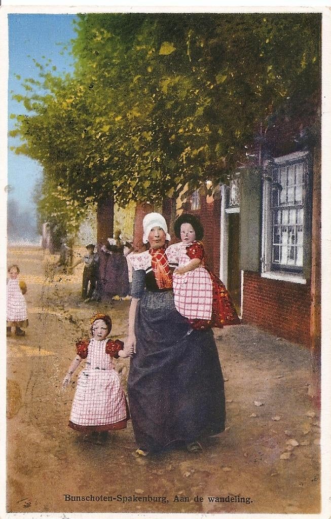 Bunschoten – Spakenburg, aan de wandeling, klederdracht, Ophalen of Verzenden, 1920 tot 1940, Gelopen, Utrecht