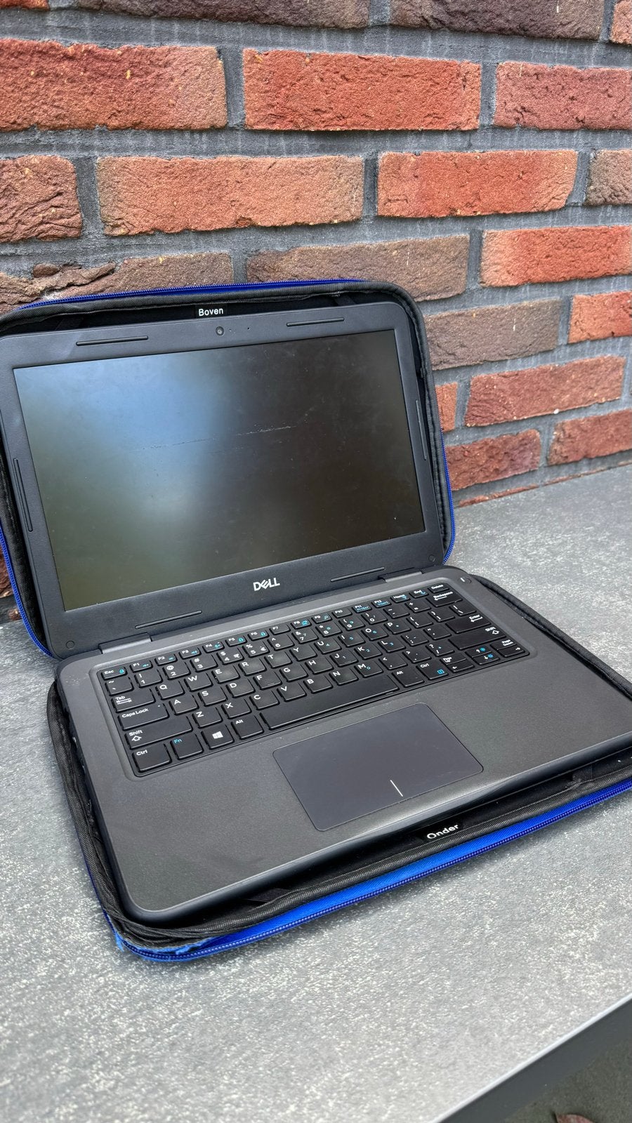 Dell Latitude 3110 - Voor onderdelen (zonder HDD/RAM), Computers en Software, Minder dan 4 GB, Qwerty, 11 inch, Ophalen of Verzenden