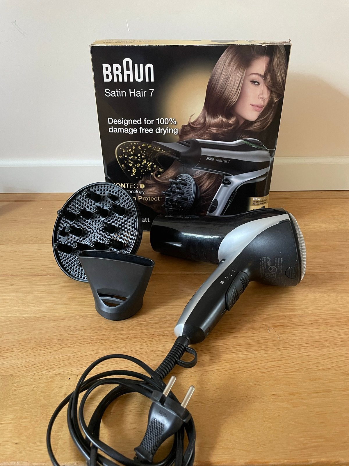 Braun Satin Hair 7 Föhn met IONTEC Technologie, Ophalen, Zo goed als nieuw, Haarverzorging