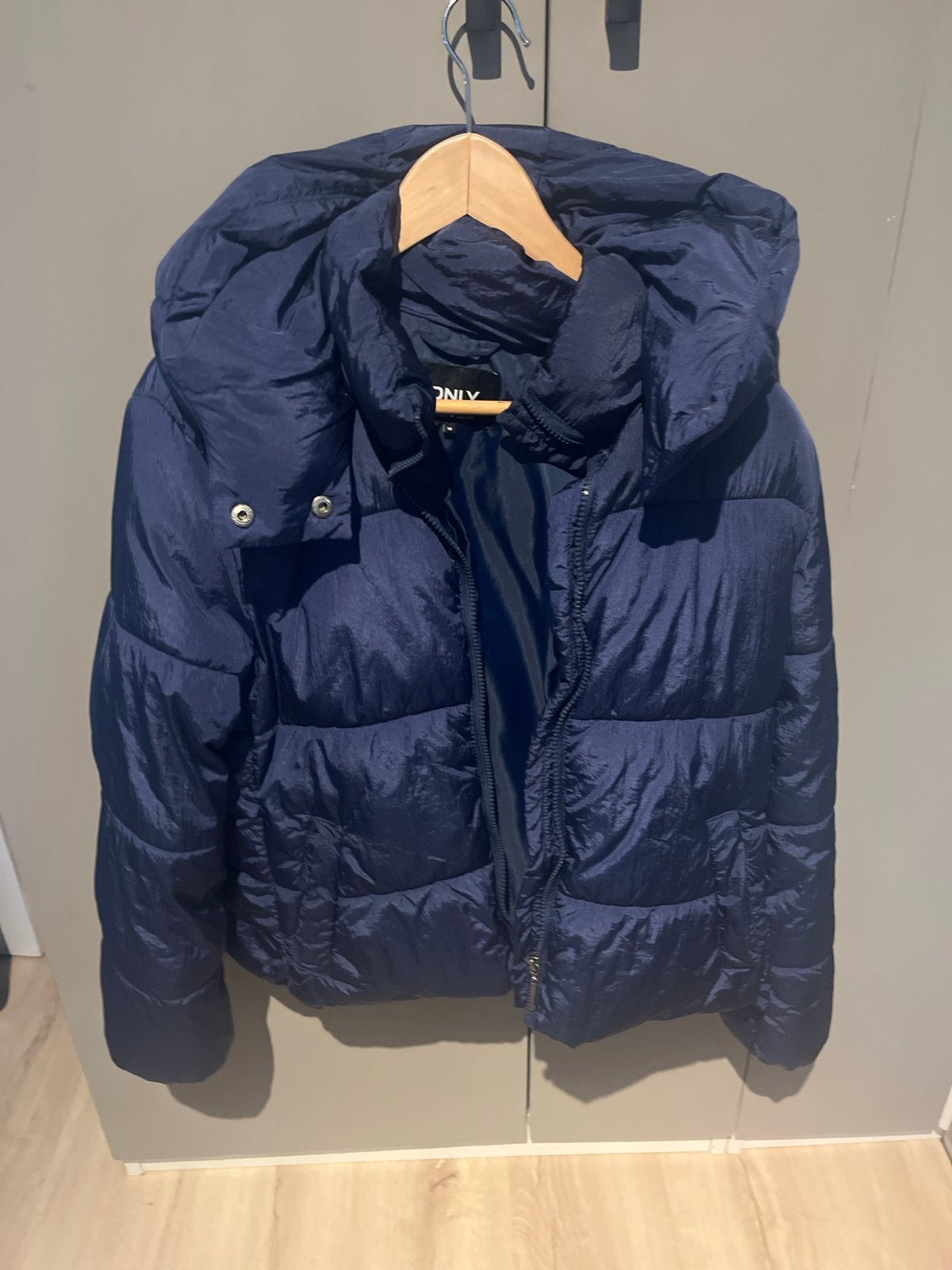 Donkerblauwe Only Puffer Jas - Maat m, Ophalen of Verzenden, Zo goed als nieuw, Maat 36 (S), Blauw