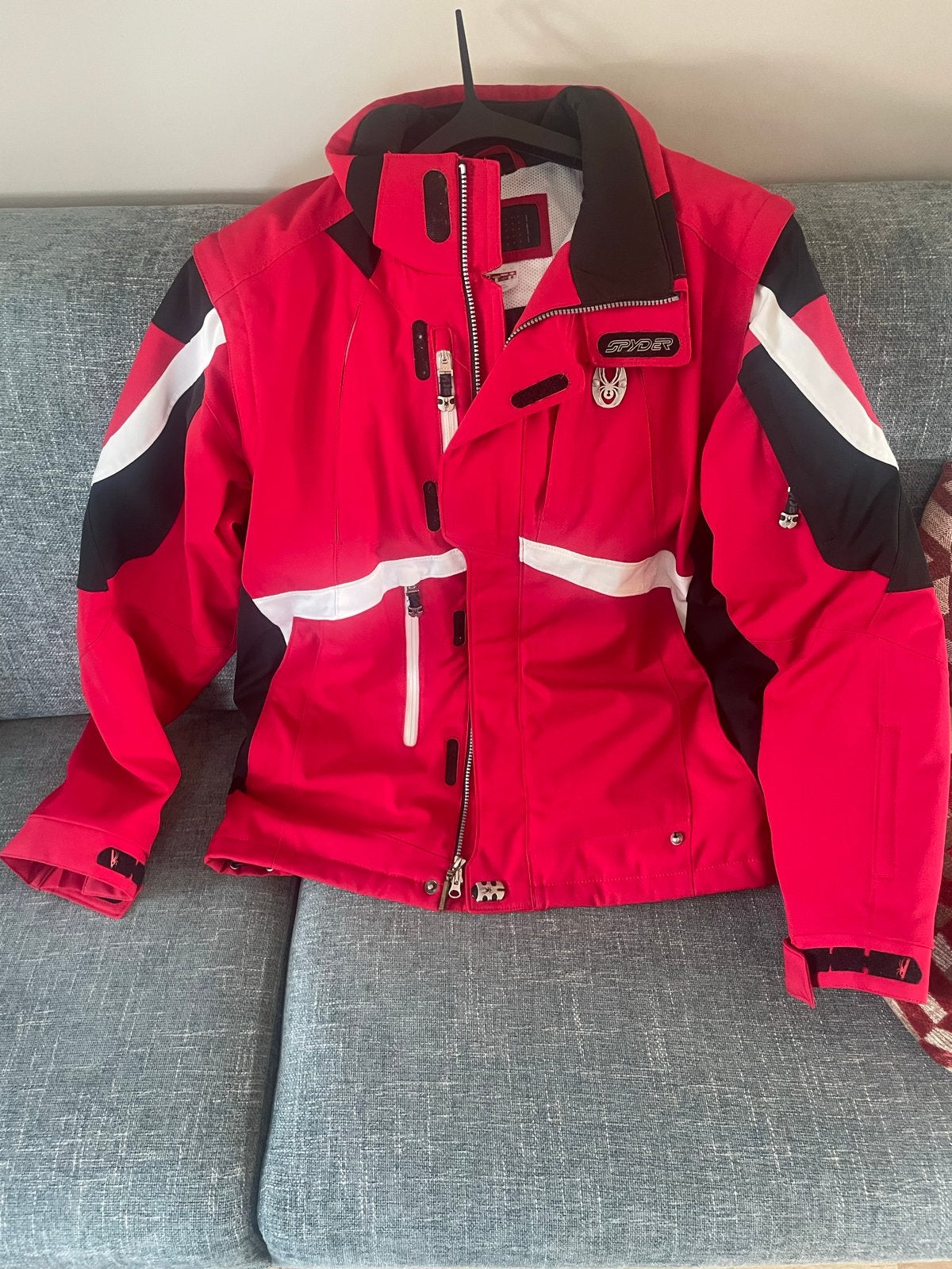 Spyder ski-jas heren rood maat L, Kleding | Heren, Wintersportkleding, Ophalen of Verzenden, Gedragen, Maat 52/54 (L), Jack