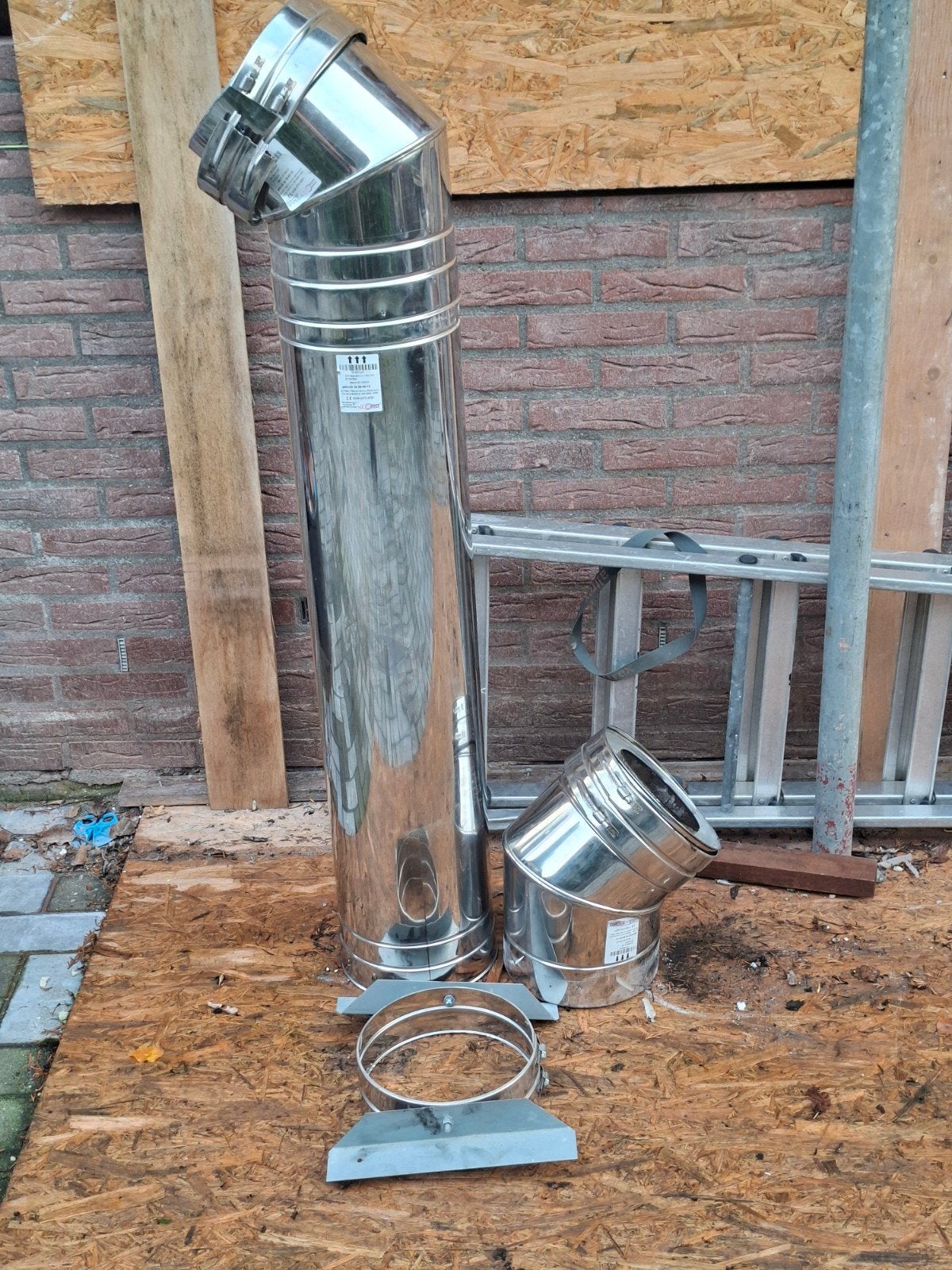 isoduct 150mm Rvs Dubbelwandig Bochten 1 meter vloersteun, Ophalen, Hout, Houtkachel
