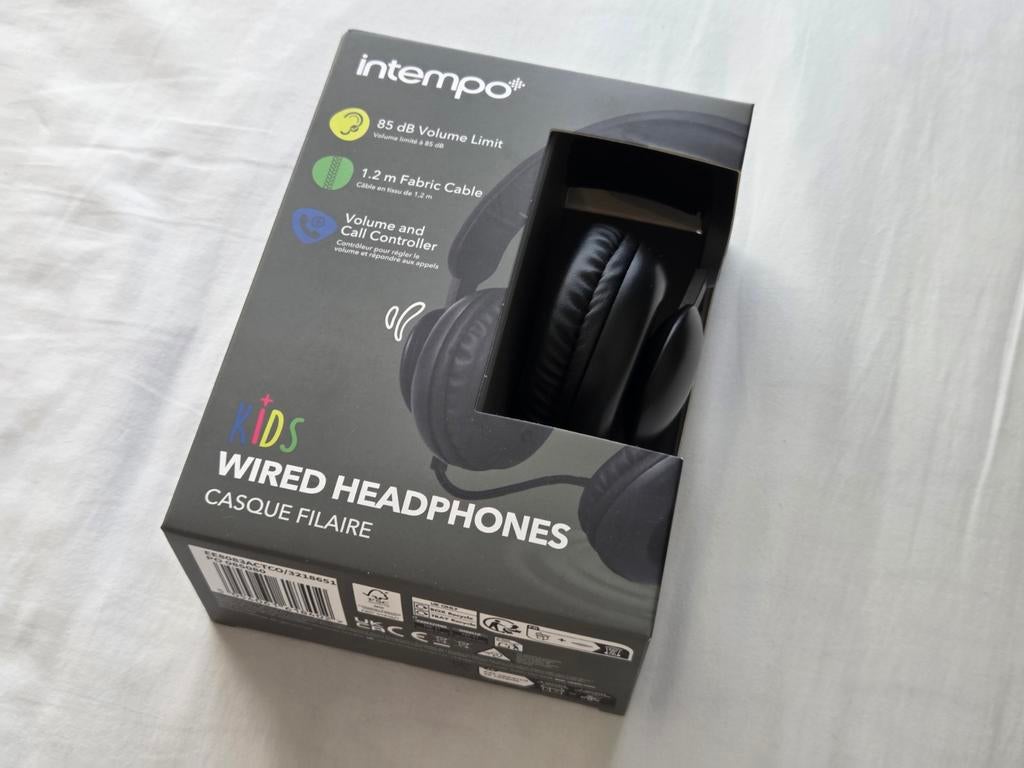 Intempo Kids Bedrade Koptelefoon - Zwart (Nieuw), Audio, Tv en Foto, Koptelefoons, Ophalen of Verzenden, Nieuw, Over oor (circumaural)