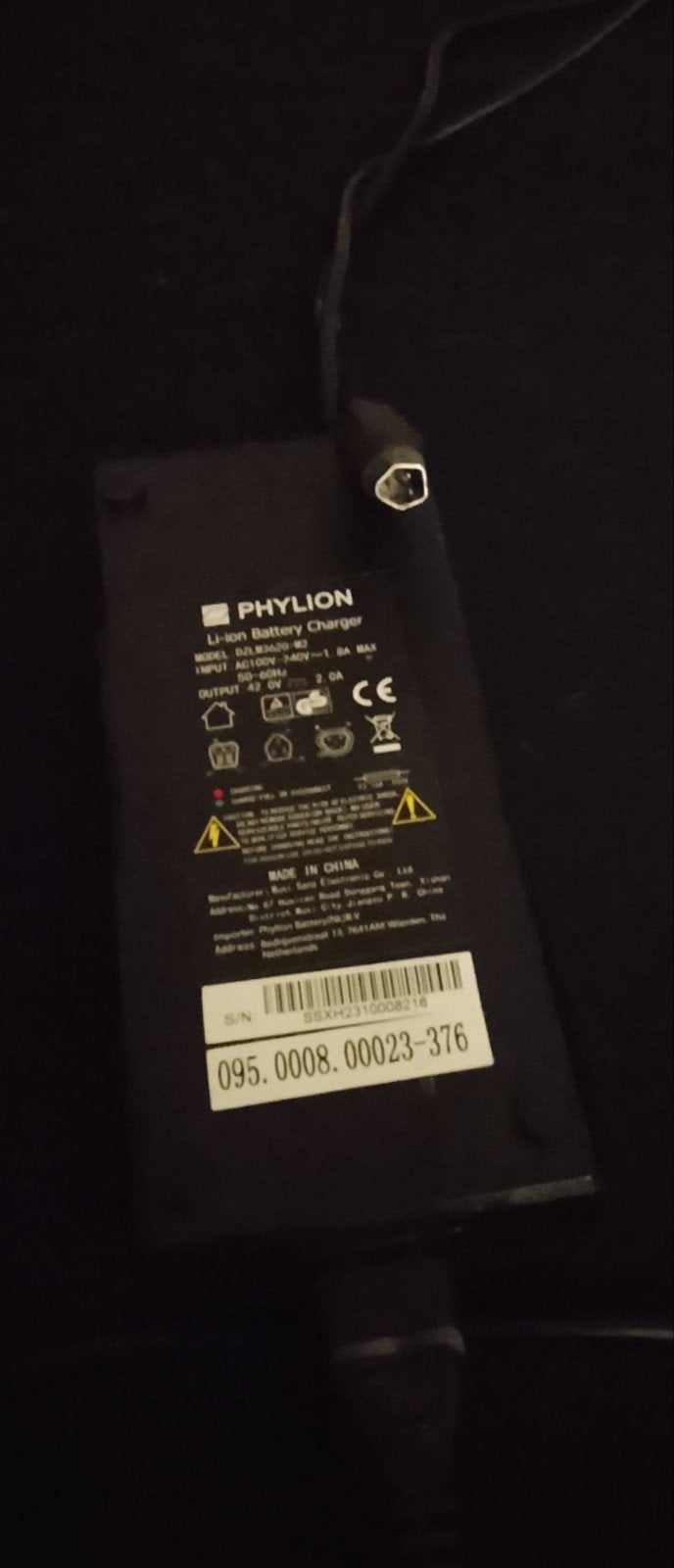 Phylion Li-ion Acculader 42V, Fietsen en Brommers, Gebruikt