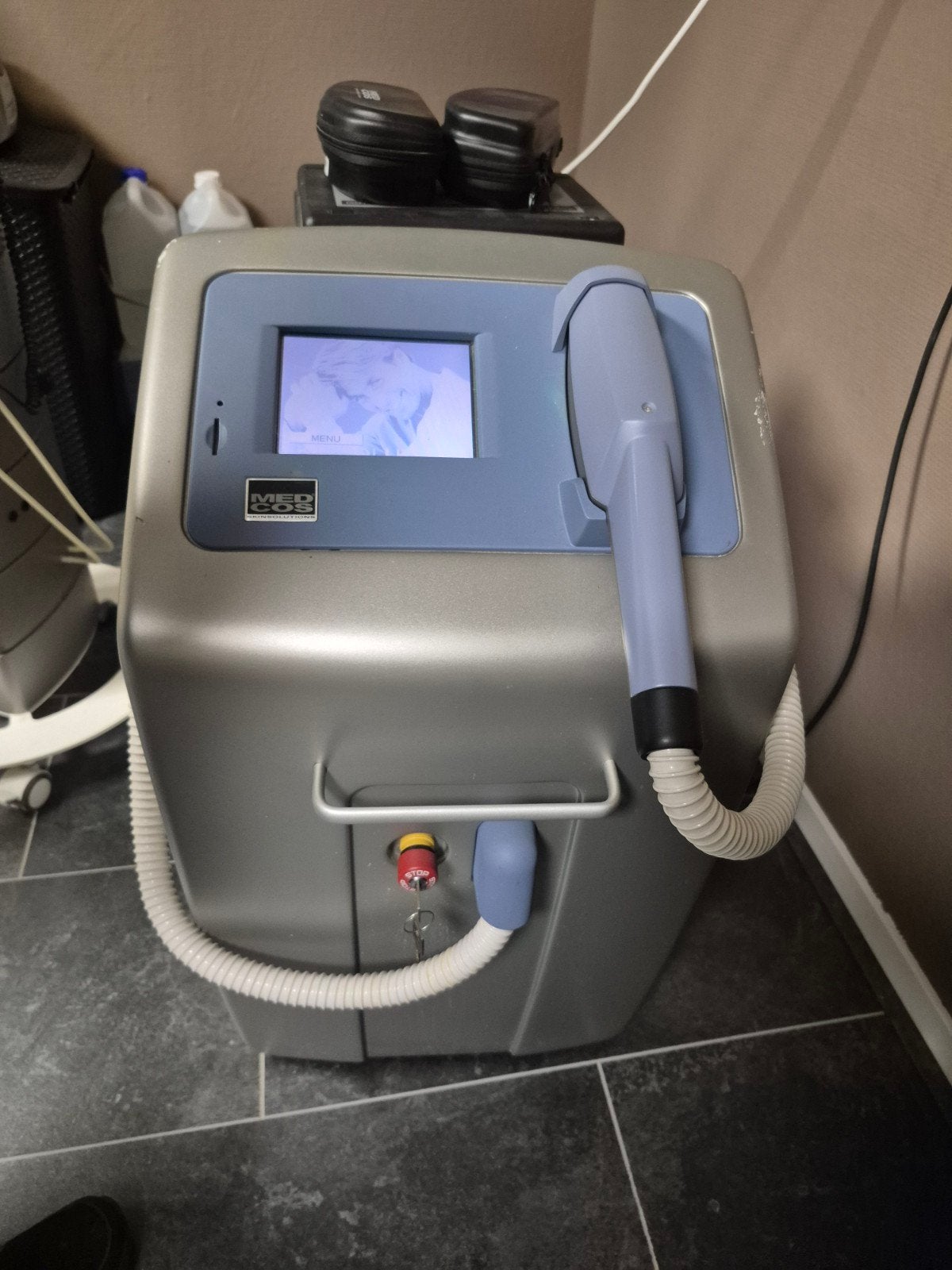 medcos laser apparaat voor laser ontharing, Ophalen, Gebruikt, Scheren en Epileren