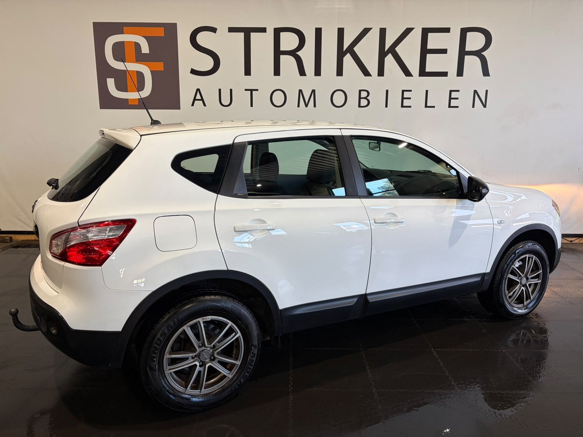 Nissan Qashqai 1.6 Visia, Auto's, Voorwielaandrijving, Euro 5, Stof, Gebruikt