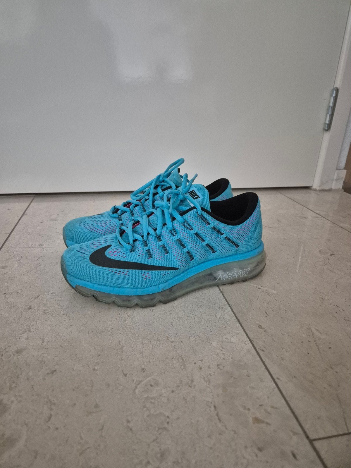 Nike air max 2016 maat 39 sportschoenen, Kleding | Dames, Ophalen of Verzenden, Zo goed als nieuw, Sneakers of Gympen