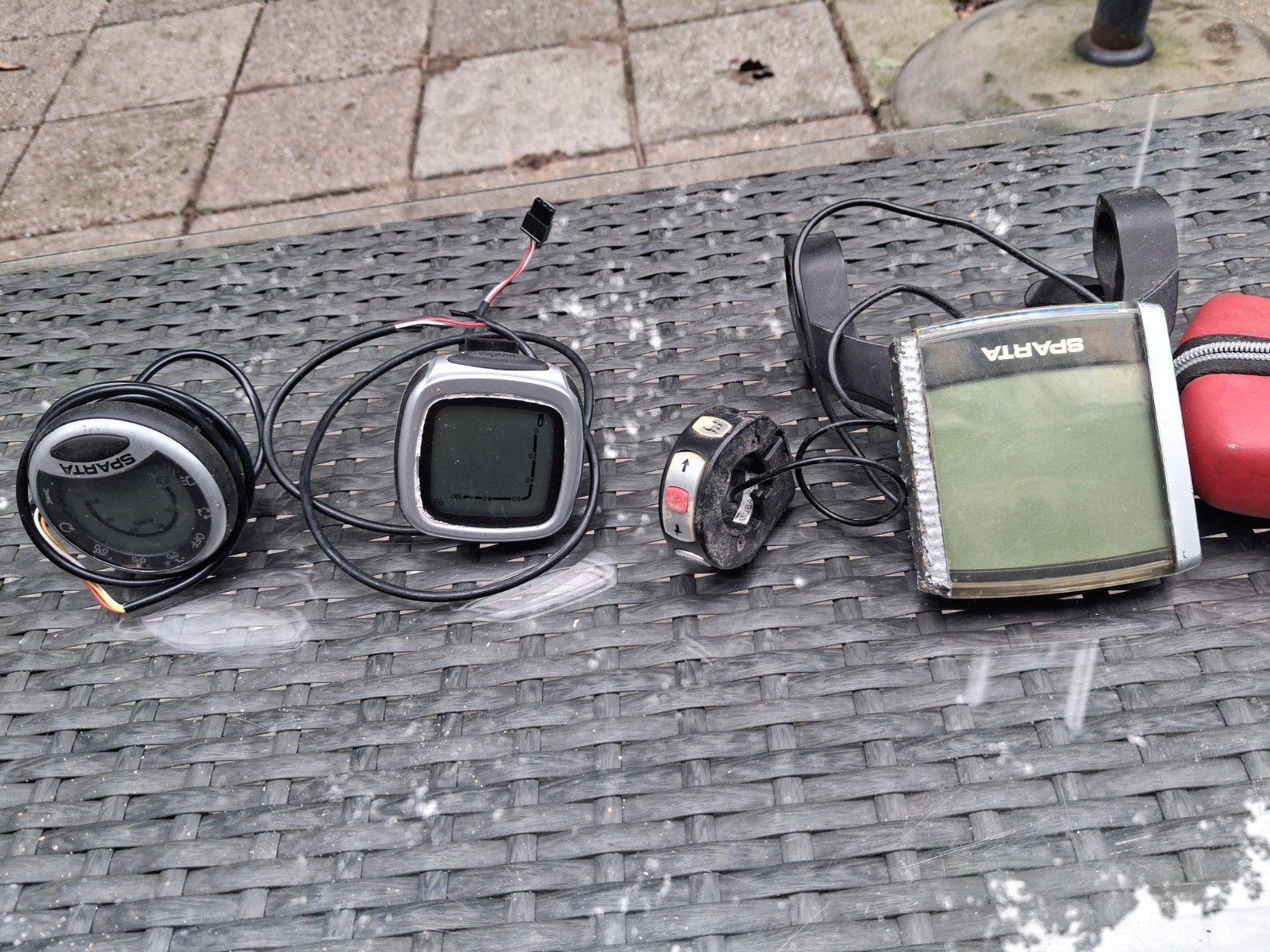 3 displays, Fietsen en Brommers, Ophalen, Gebruikt