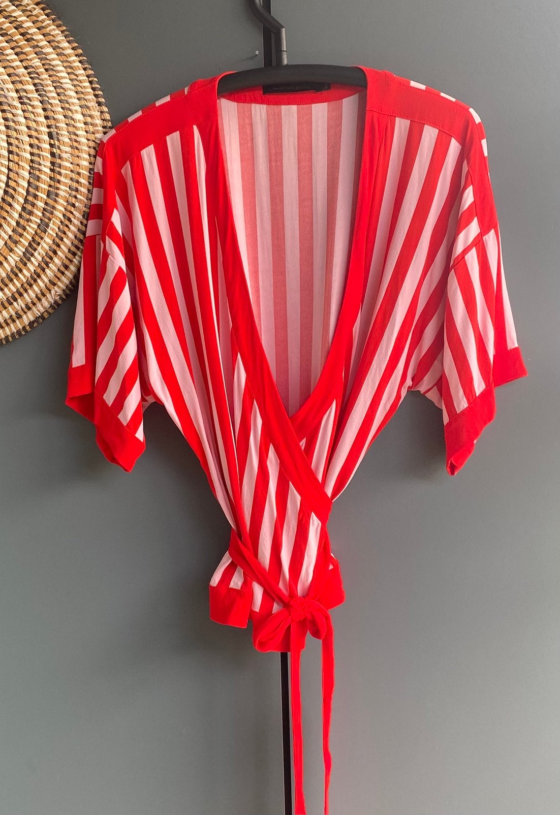 Super mooie overslagtop van SUMMUM STUDIO..mt:46, B, Verzenden, Maat 46/48 (XL) of groter, Korte mouw