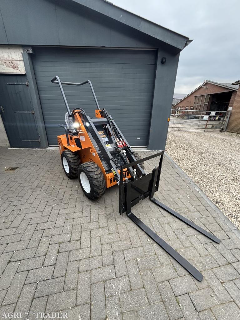 BCT Minishovel ( bobcat  skidster), Zakelijke goederen, Machines en Bouw | Overig, Niet opgegeven, -, Niet opgegeven