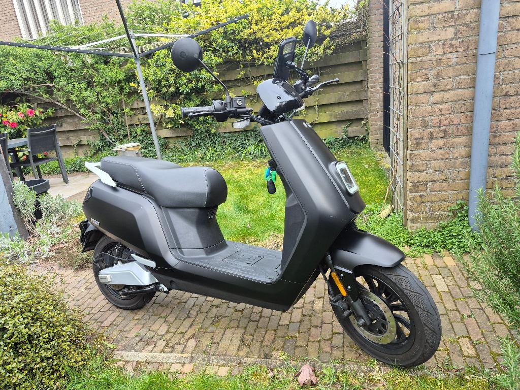IVA E-GO S5 Matzwart 45km, 3095 km Elektrische scooter, Fietsen en Brommers, Scooters | Overige merken, Ophalen, Maximaal 45 km/u
