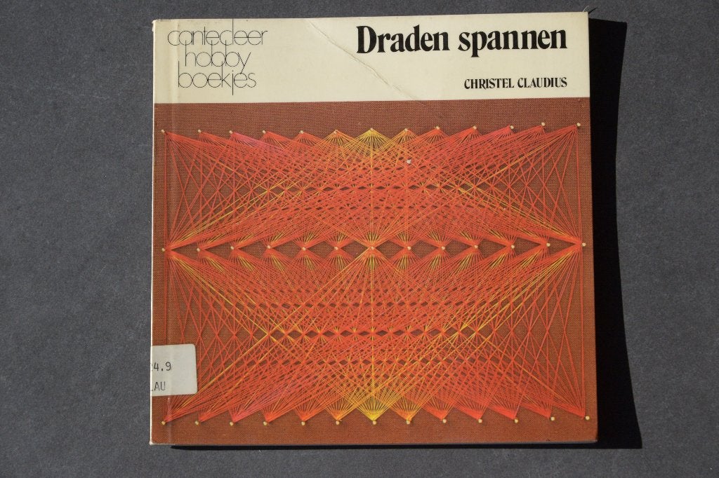 Draden spannen. Cantecleer Hobbyboekjes nr 31., Boeken, Gelezen, Ophalen of Verzenden, Scrapbooking en Knutselen, Christel Claudius