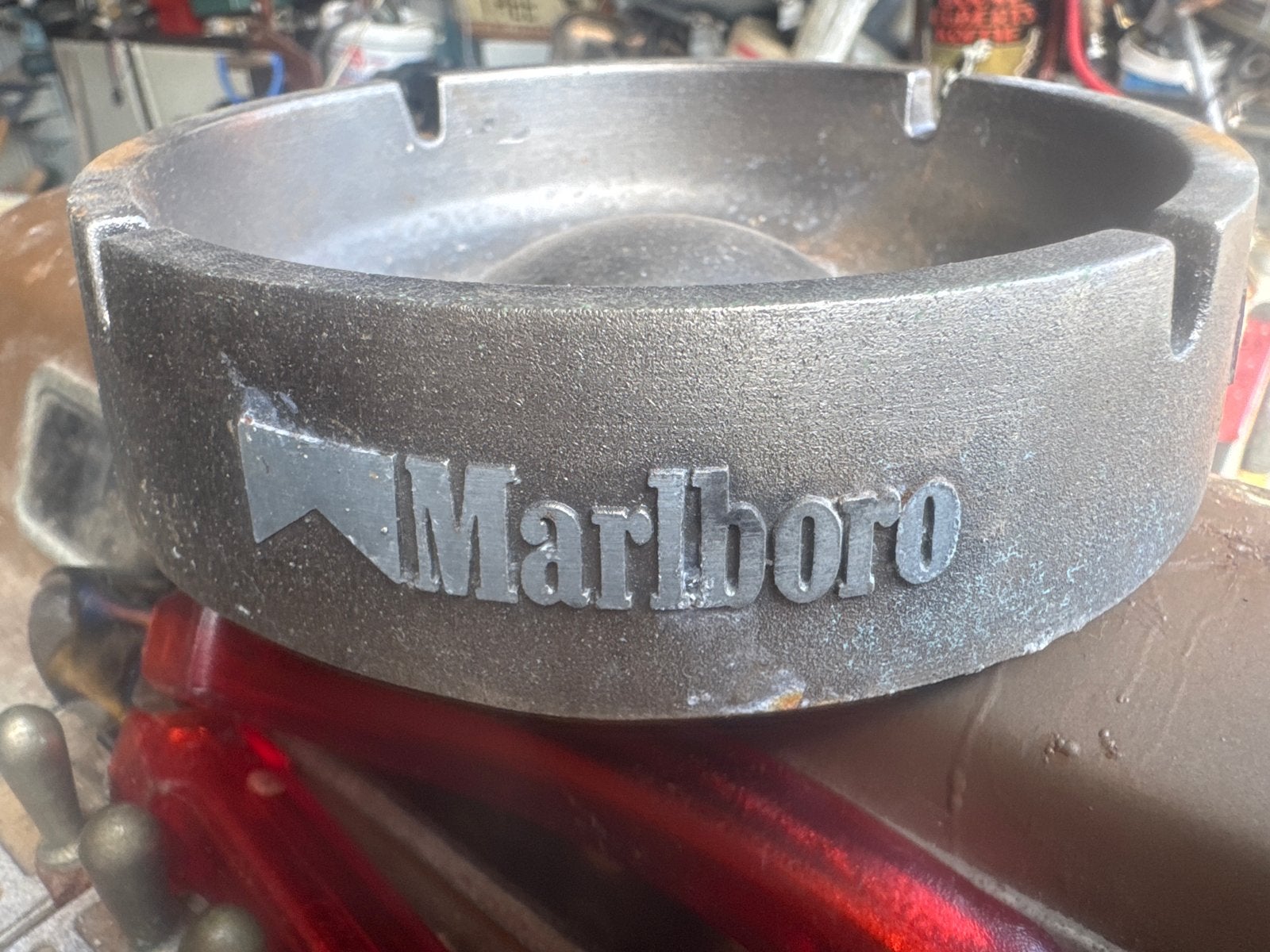 Vintage Marlboro asbak - zware metalen uitvoering, Ophalen, Gebruikt, Asbak
