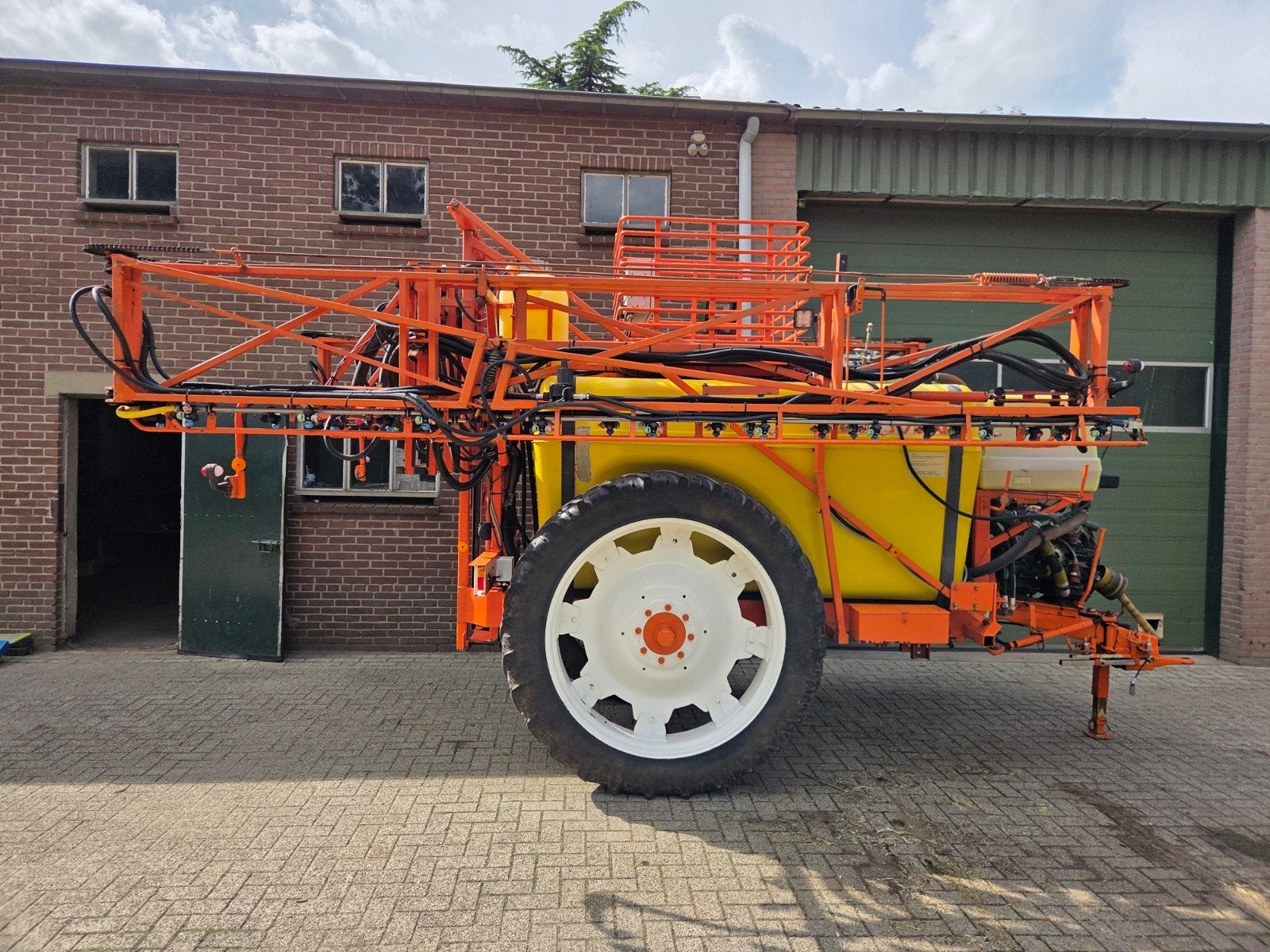 Douven veldspuit als  john deere sproeier spuit, Ophalen
