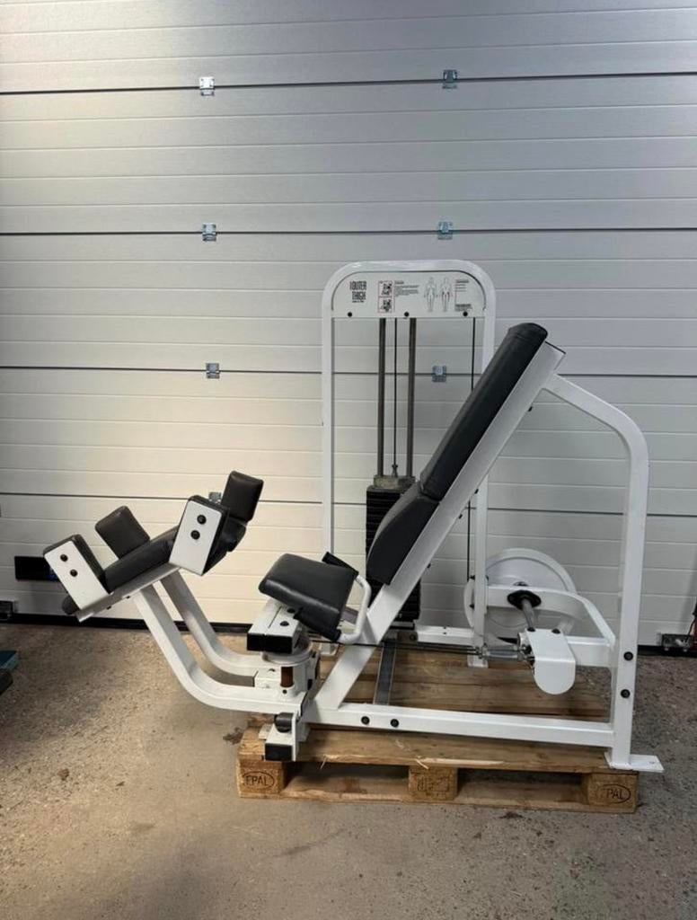 Paramount Abductor / Adductor 2 machines / Abduktor