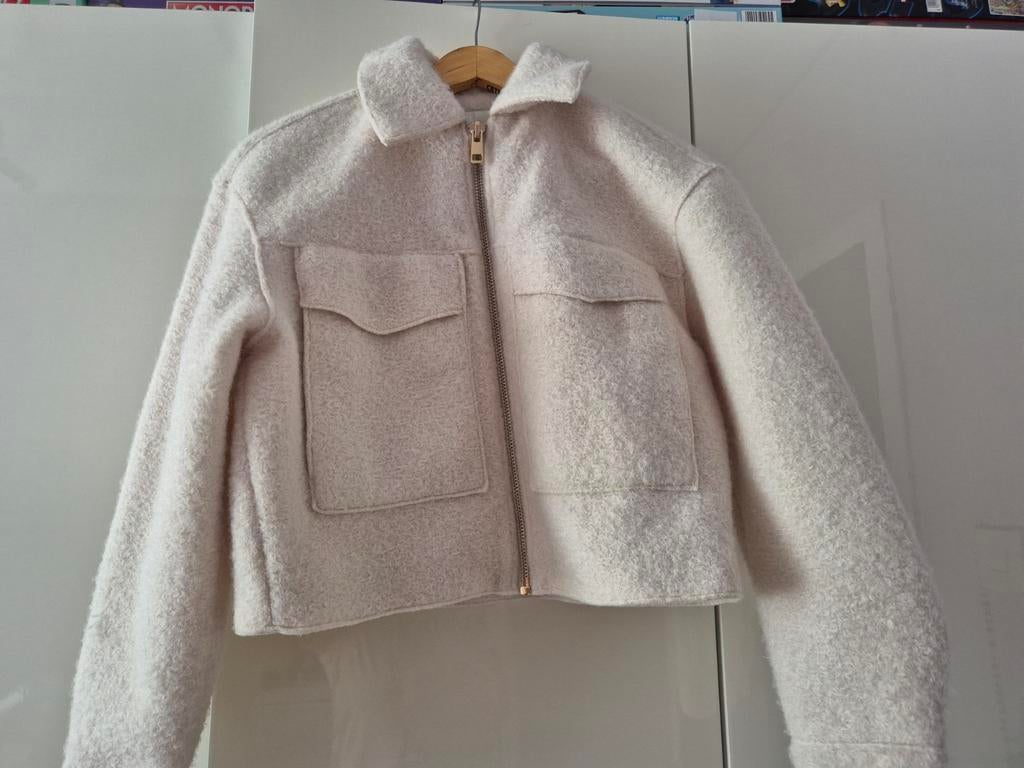 Crèmekleurig kleurig Jasje met gouden Rits ZARA, Ophalen of Verzenden, Zo goed als nieuw, Maat 34 (XS) of kleiner