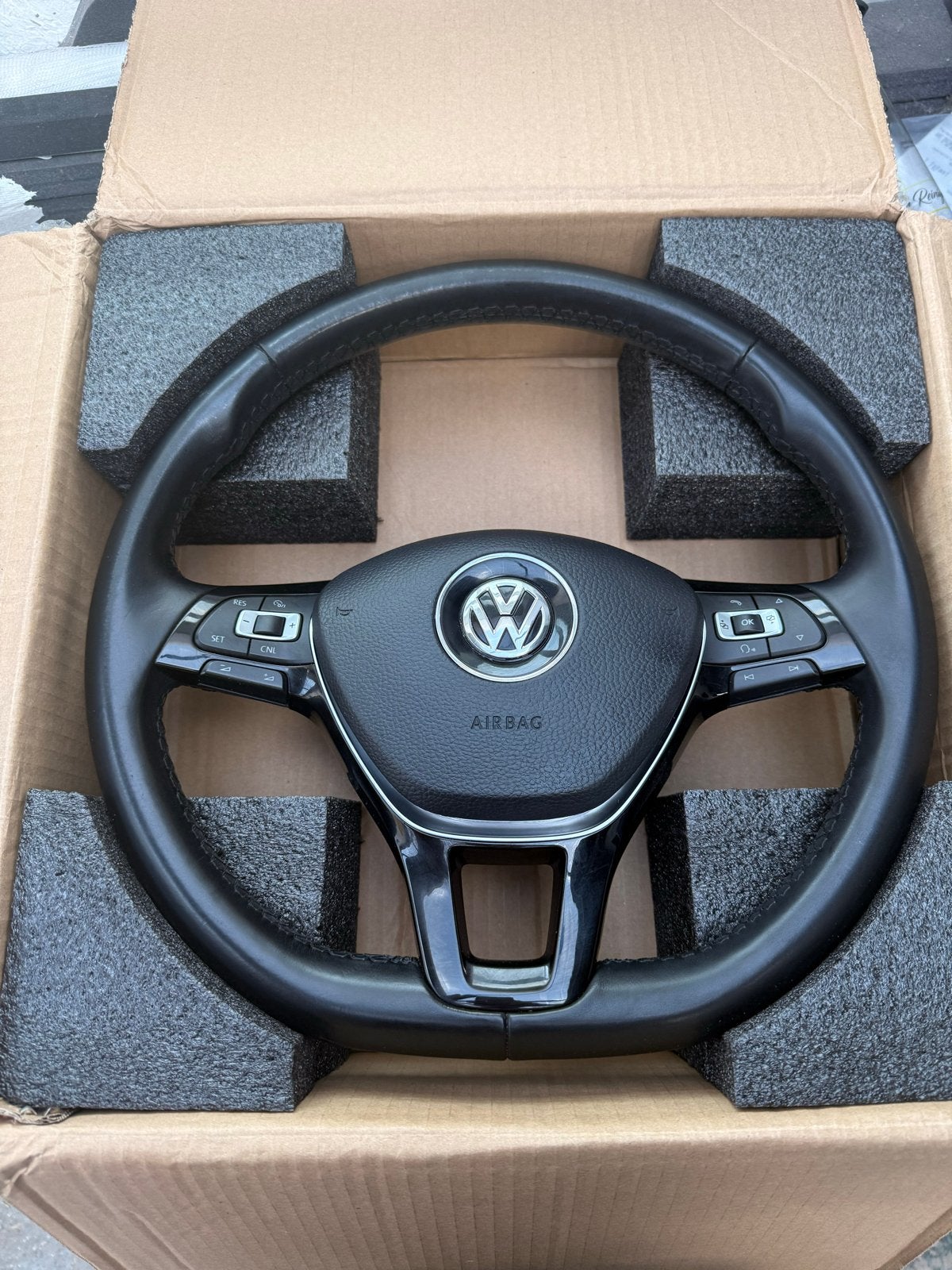 VW Polo 6C Multifunctioneel Leder Stuur + Airbag, Auto-onderdelen, Interieur en Bekleding, Ophalen of Verzenden, Gebruikt, Volkswagen
