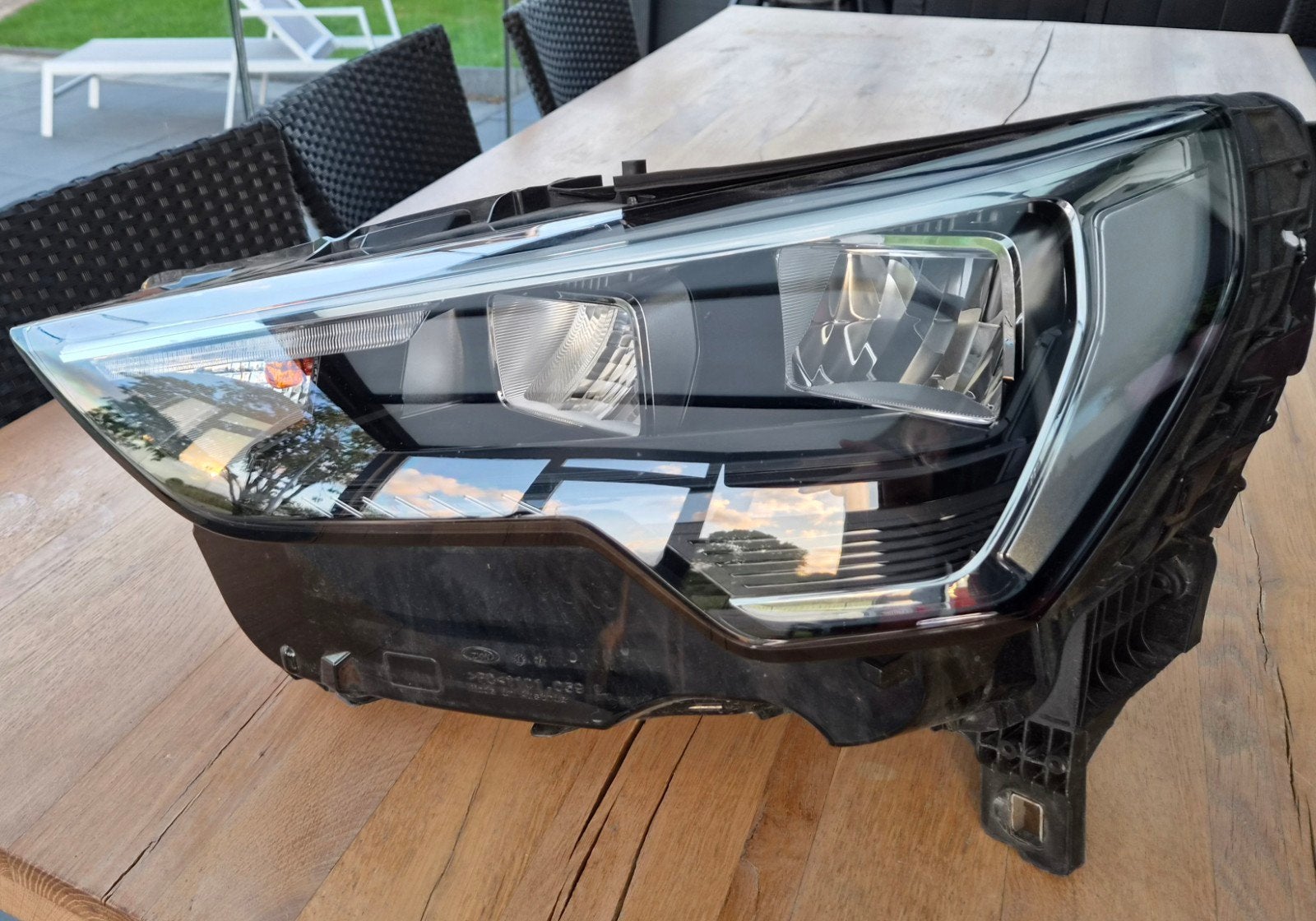 Koplamp Audi Q3 83A.941.011, Ophalen of Verzenden, Gebruikt, Audi