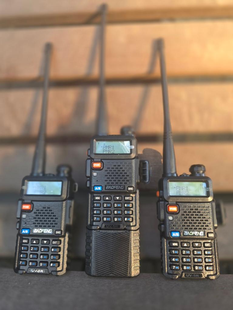 Baofeng UV-5R Portofoon Set - Nieuw in Doos, Ophalen of Verzenden, Nieuw, 15 km of meer