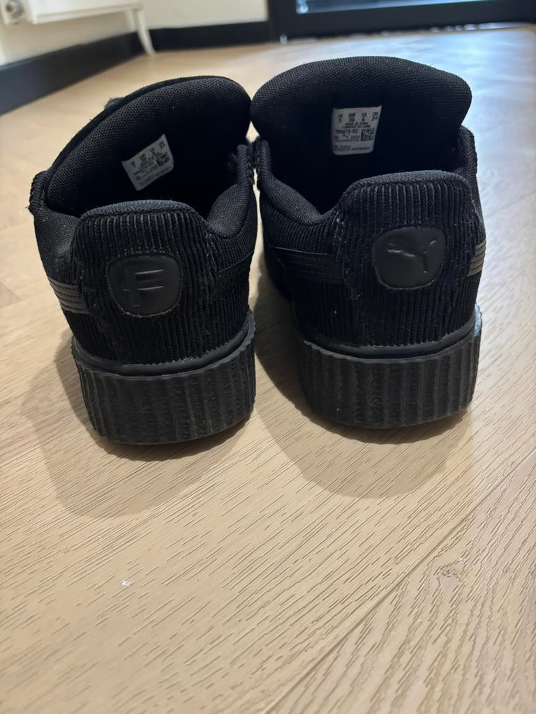 Puma Fenty zwart 38, Ophalen of Verzenden, Zo goed als nieuw, Zwart, Sneakers of Gympen