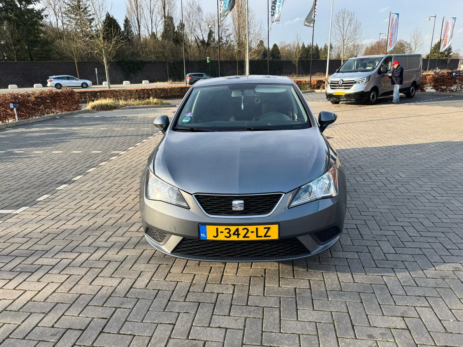 Seat Ibiza 1.2 TSI 77KW 2013 Grijs | NWE APK | 105PK, Auto's, Voorwielaandrijving, Stof, 40 €/maand, 990 kg