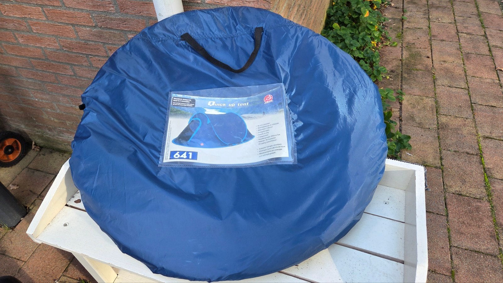 Quick Up Tent 641 - Snel opzetbare tent, Ophalen, Zo goed als nieuw, Tot en met 2