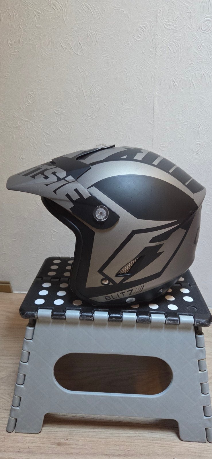 Jitsie Helm BLITZ trial helm Maat L (59-60cm), Motoren, Overige merken, Ophalen of Verzenden, L, Tweedehands