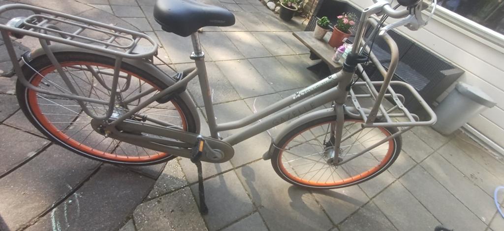 Dames fiets gazelle 120 euro, Ophalen of Verzenden, Zo goed als nieuw, Gazelle