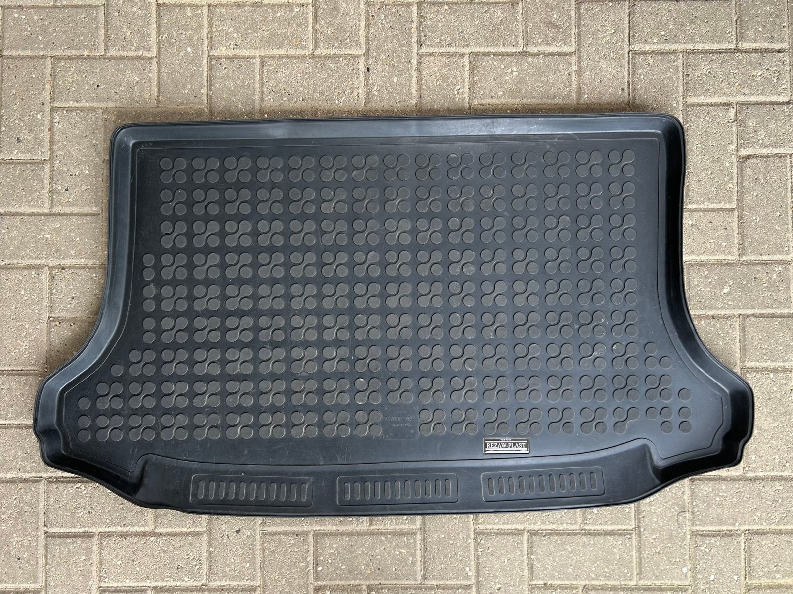 REZAW-PLAST Rubberen kofferbakmat voor Toyota RAV4 III, Ophalen of Verzenden, Zo goed als nieuw