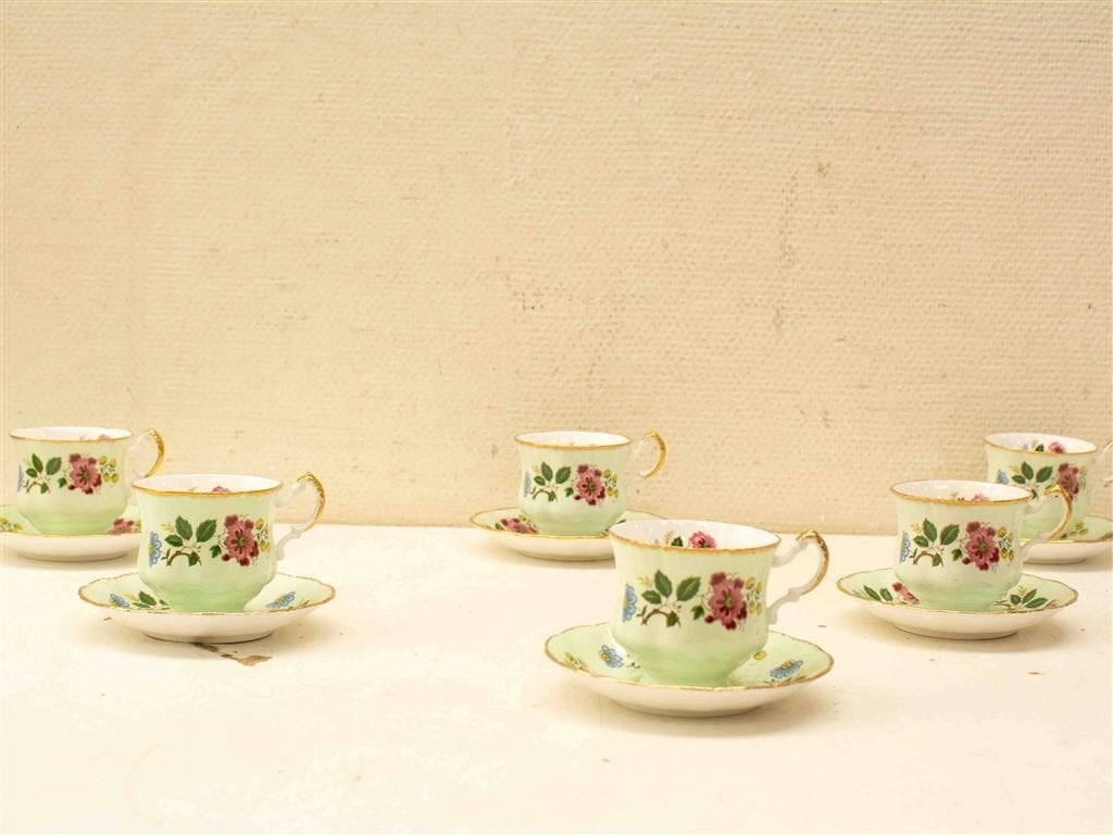 12 Royal Adderley porseleinen kop en schotel 38460