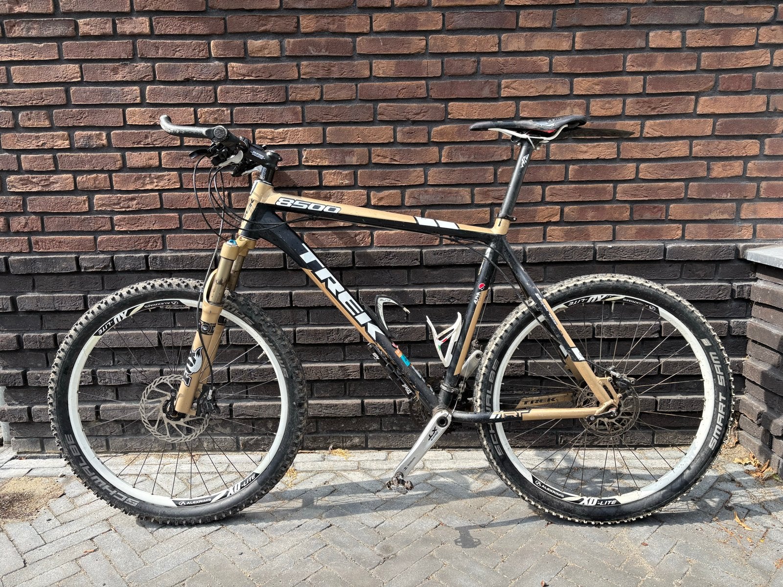 Trek 8500 Mountainbike met reservebanden, Ophalen, Gebruikt, Hardtail, Schijfrem