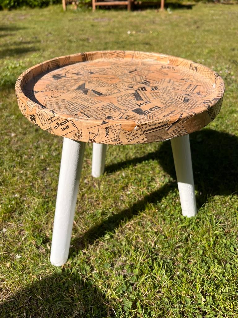 Bijzet tafeltje driepoot, Minder dan 45 cm, Minder dan 55 cm, Gebruikt, Rond