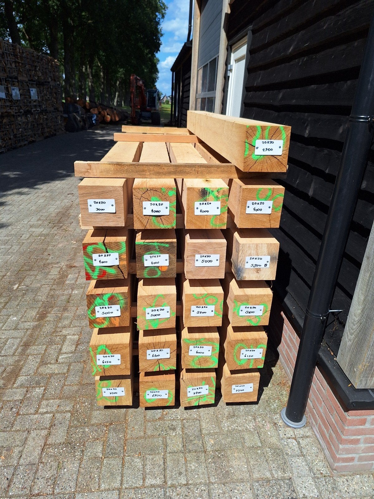 Eiken palen 200x200mm uit voorraad leverbaar, 1e keus Eiken!, Doe-het-zelf en Verbouw, Ophalen, Eiken, Nieuw, Balk