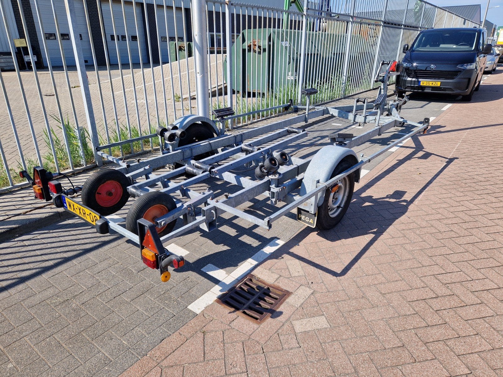 Pega ZB 1350/600 Comfort in zéér goede staat  !!!, Watersport en Boten, Boottrailers, Minder dan 1500 kg, 6 tot 9 meter, Overige typen
