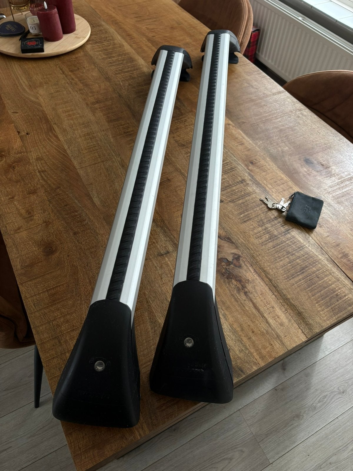 Originele Volvo dakdragers – aluminium – complete set, Auto diversen, Ophalen, Zo goed als nieuw