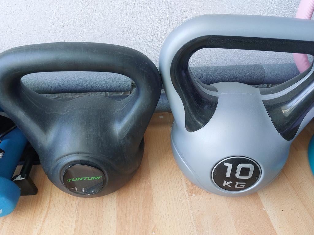 Kettlebell 4, 6, 8 en 10 kilo, Sport en Fitness, Fitnessmaterialen, Ophalen, Gebruikt, Kettlebell
