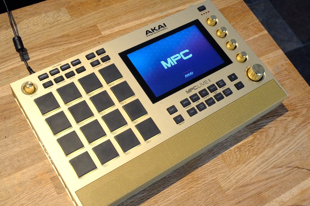 AKAI MPC LIVE II, Muziek en Instrumenten, Ophalen of Verzenden, Zo goed als nieuw