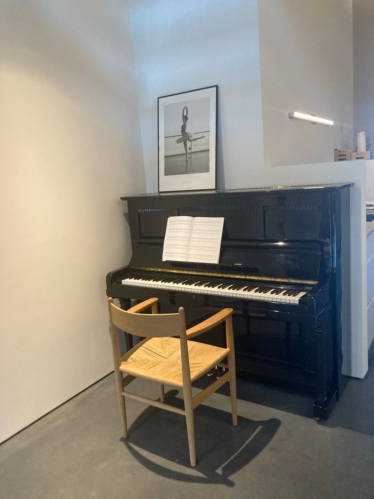 Hoogglans Piano - Zwart - 130x155x68 cm, Muziek en Instrumenten, Piano's, Ophalen, Zwart, Zo goed als nieuw, Piano