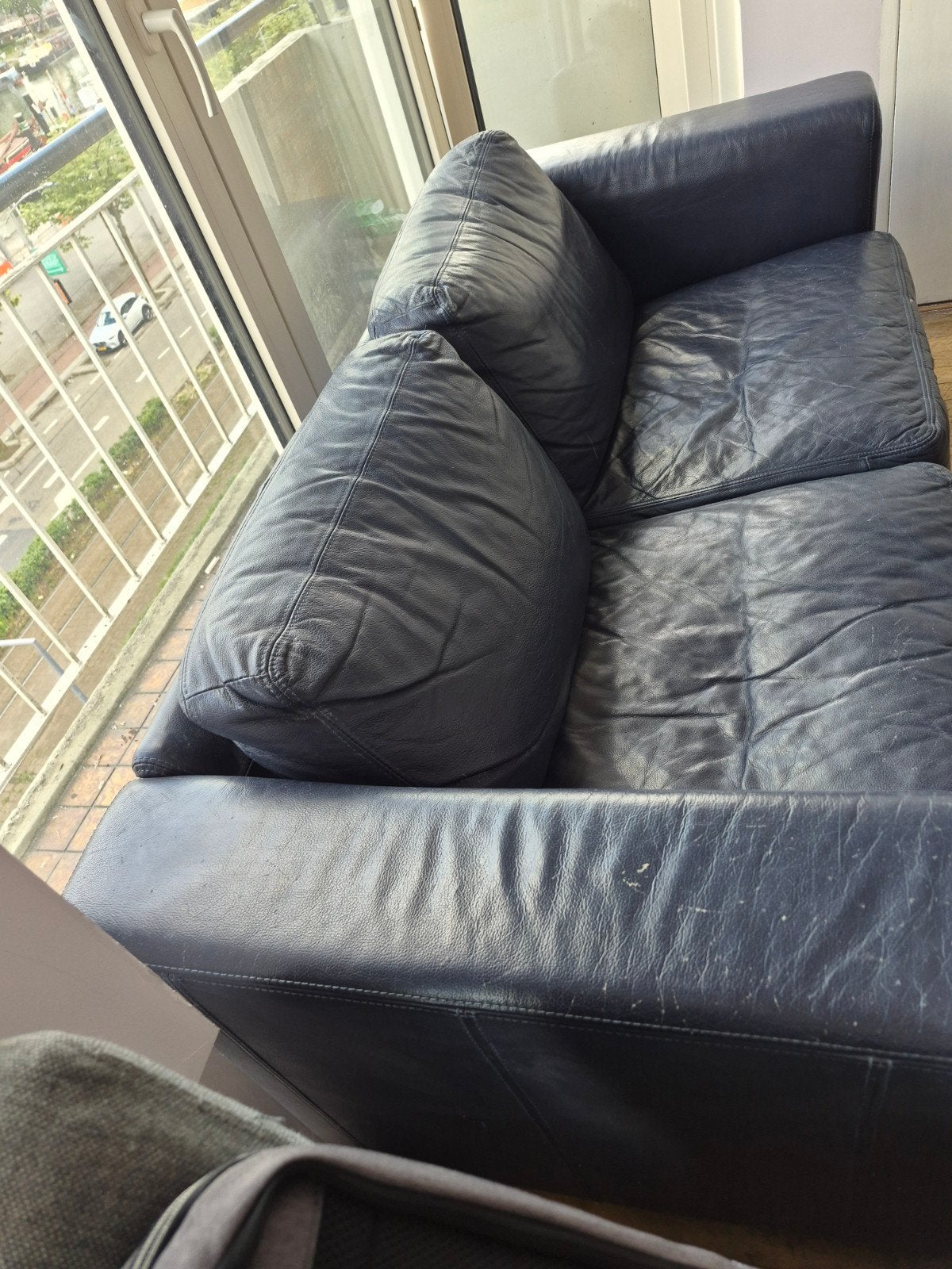 Very good Pure Leather 2 seater sofa, Huis en Inrichting, Ophalen of Verzenden, Zo goed als nieuw