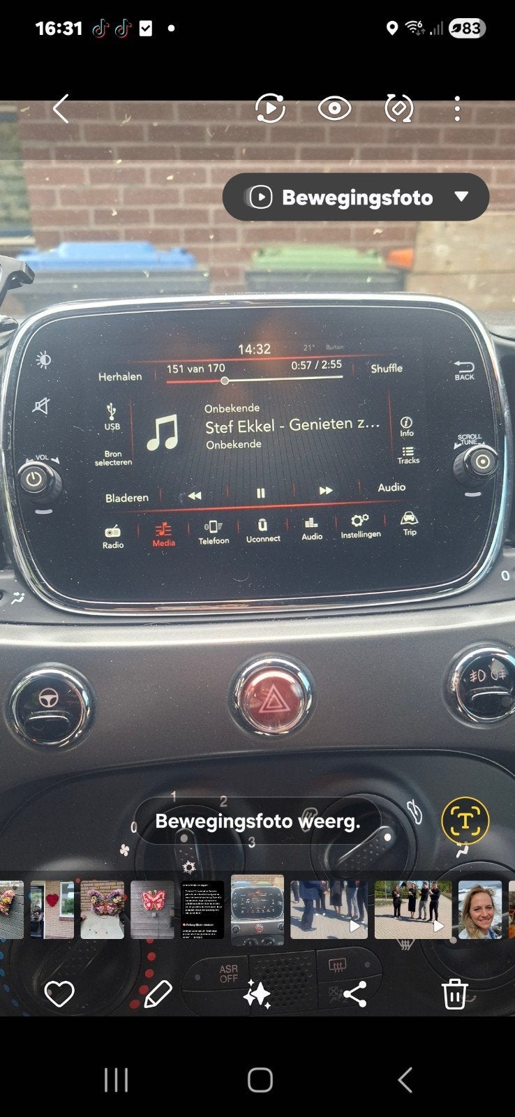 Fiat 500 Uconnect Radio Systeem, Auto diversen, Autoradio's, Ophalen of Verzenden, Zo goed als nieuw