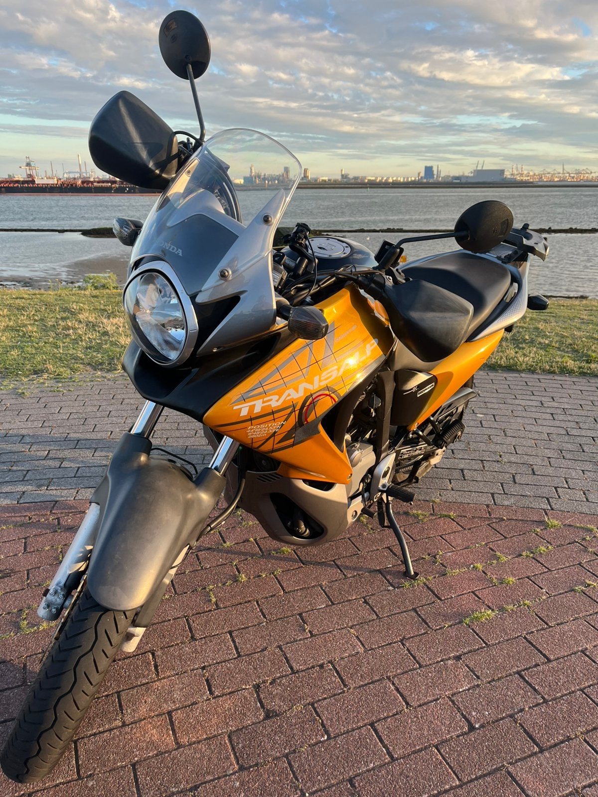 Honda Transalp XL 700 VA bouwjaar 2008, Motoren, 700 cc, 2 cilinders, Motorrijbewijs A, Gebruikt