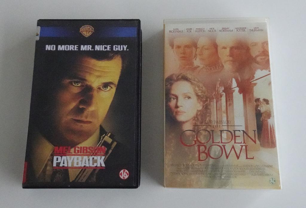 2 Ex-Rental Films op Videoband, Alle leeftijden, Ophalen, Zo goed als nieuw, Overige genres