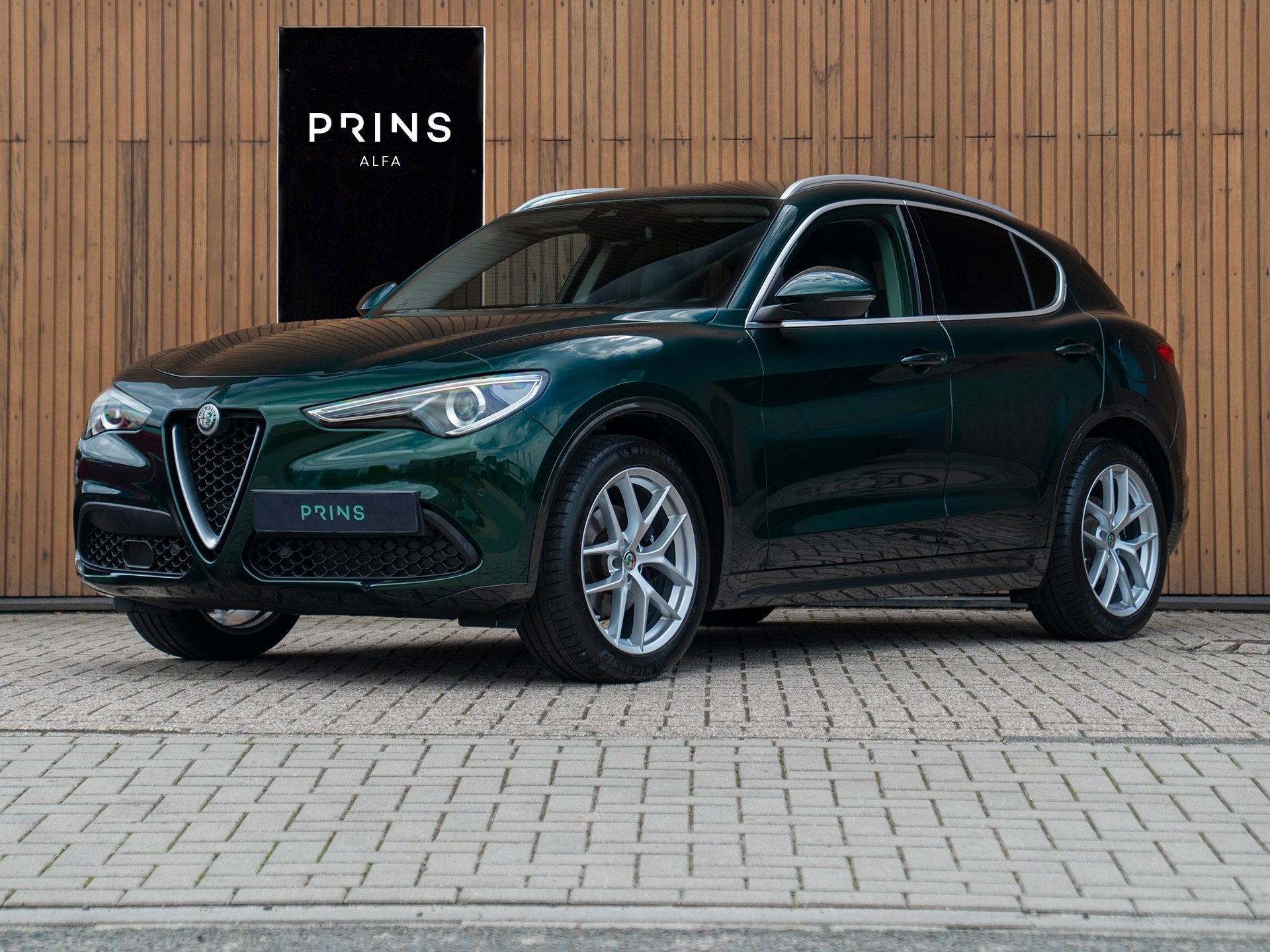 Alfa Romeo Stelvio 2.0T 280pk AWD Ti Lusso MY21 | Verde Visc, Automaat, Euro 6, 4 cilinders, Automatische klimaatregeling
